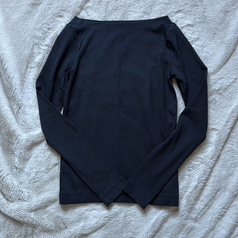 New Without Tags GAP Modern T Black Boatneck Long Sleeve Shirt